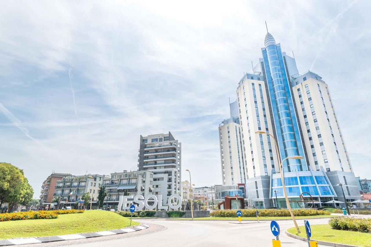 Ferienwohnung Zenith Lido di Jesolo Exterior foto